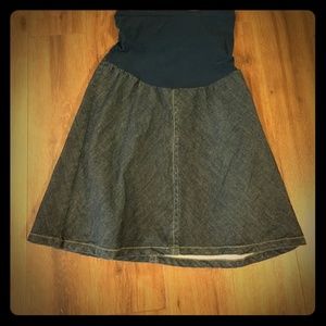 Maternity skirt, size medium